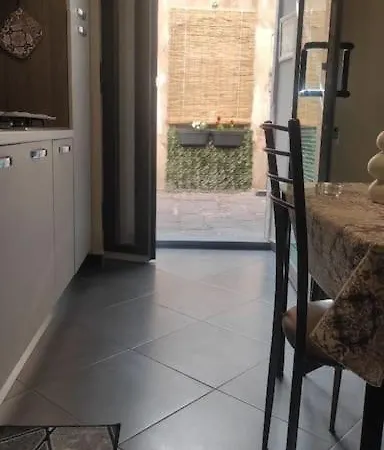 Apartment Carminella *